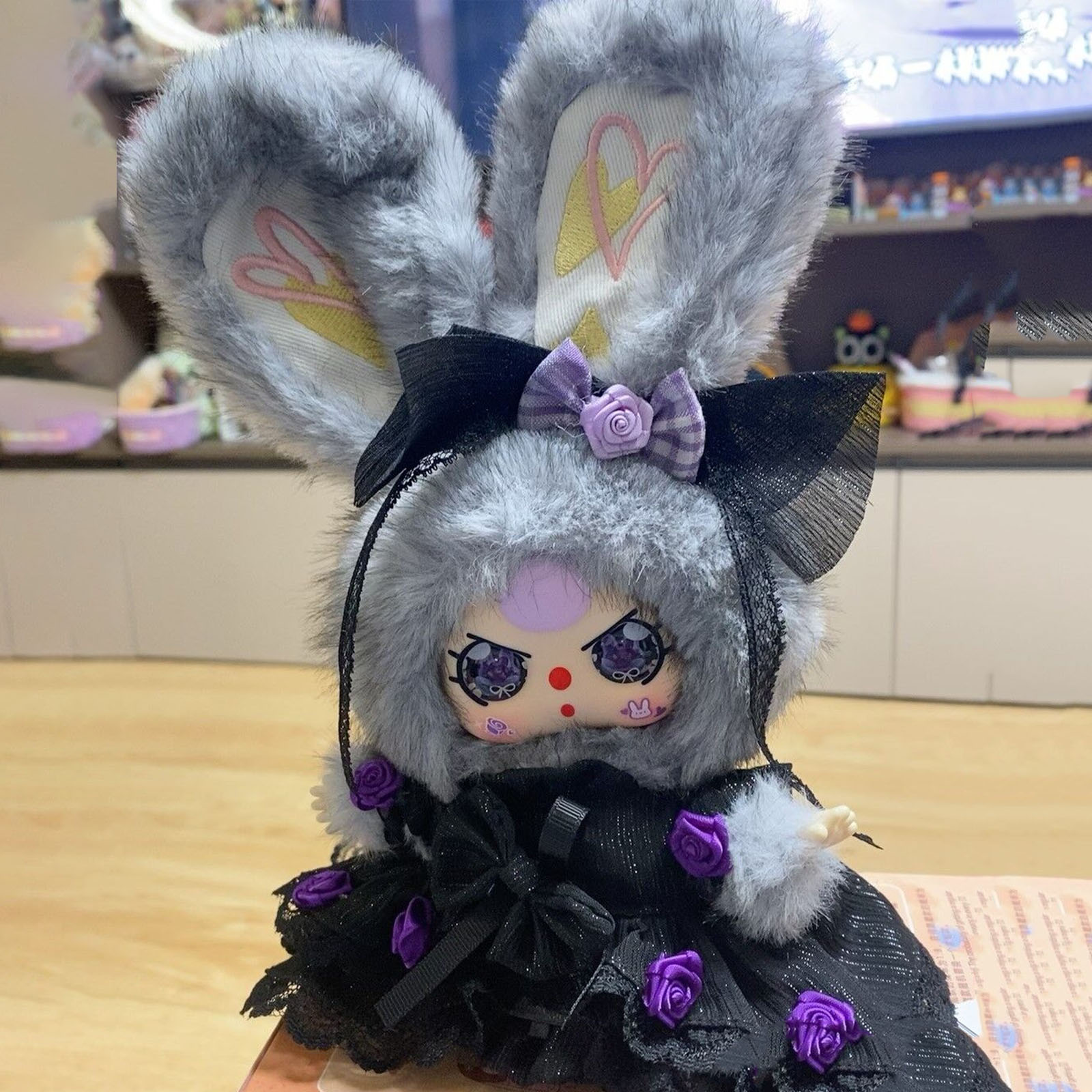 Baby Products Specials - Muñeco de Peluche Baby Three Gothic
